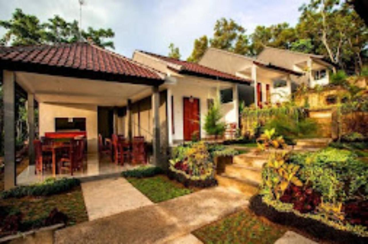 Singgahan Bungalow By Ecommerceloka Toyapakeh Εξωτερικό φωτογραφία